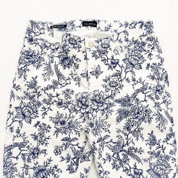 Talbots Slim Ankle Jean Flower Print Blue White Size 6P MINT - Picture 3 of 8